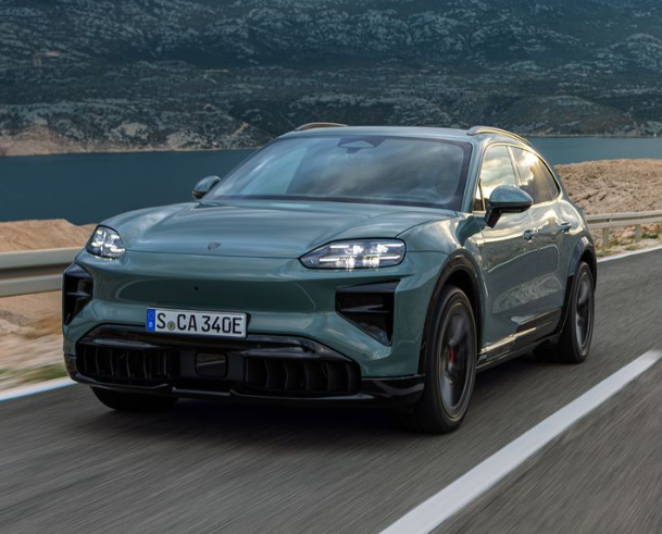 The Next Evolution of Performance: The Porsche Cayenne EV