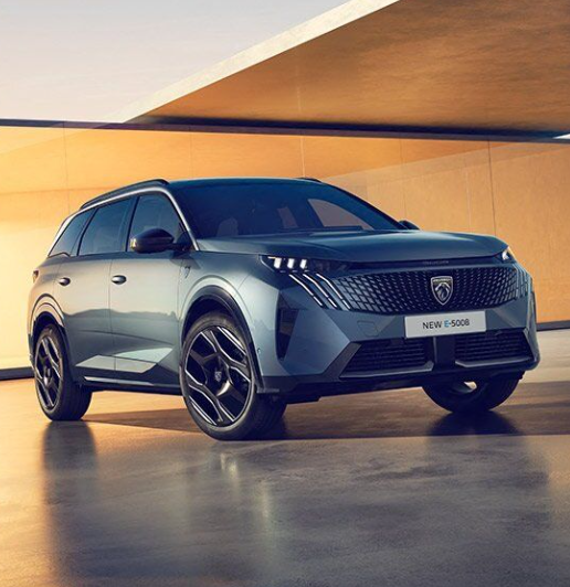 The French Masterpiece: A Comprehensive Guide to the Peugeot 5008